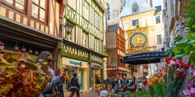 Rouen - Rue du Gros-Horloge (Straße der Großen Uhr)